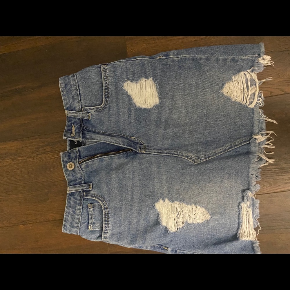 Hollister Skirt! Never worn